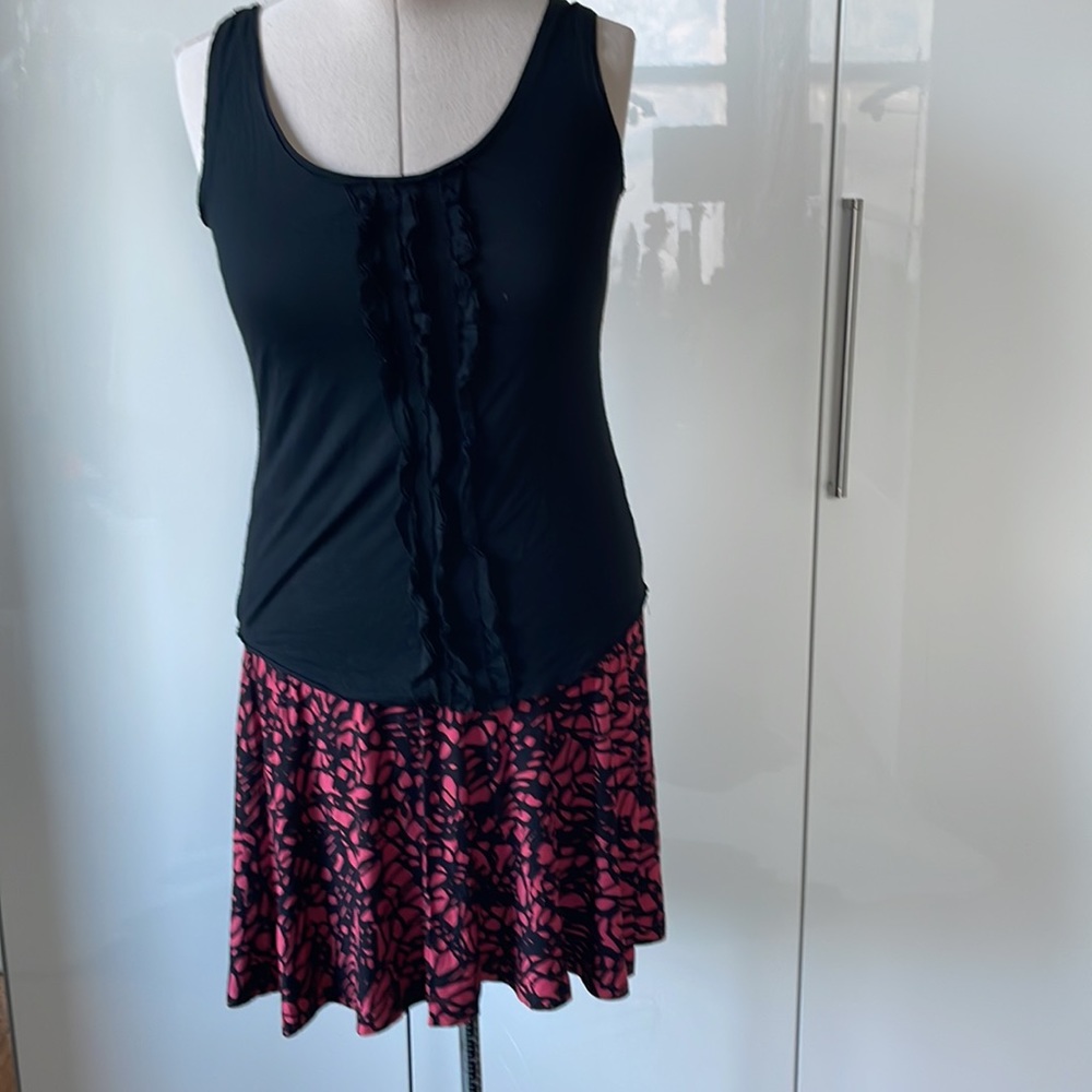 ANN TAYLOR Mini Skirt Color-Red/Black Size-Medium NWOT
